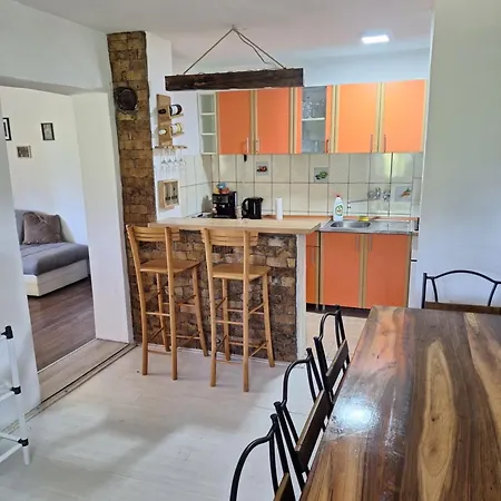 Case de vacanță Kuca Za Odmor Sara Cortanovci